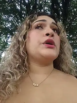 Sara smiiith211 online show from April 2026 09:07:02 PM