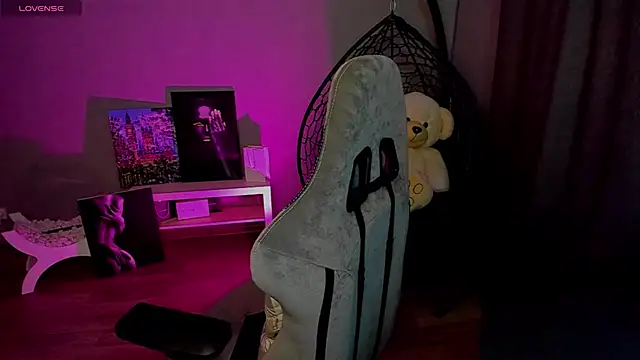 lily williamss online show from January 2025 03:05:02 AM