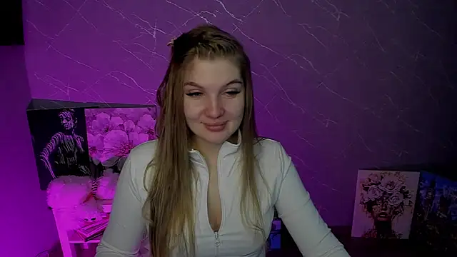 lily williamss online show from May 2026 10:50:03 PM