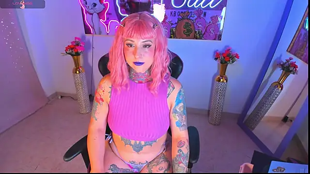 Snapshot of Cattleya_monroe chatting on February 2025 02:35:02 PM Cattleya monroe online show from February 2025 02:35:02 PM