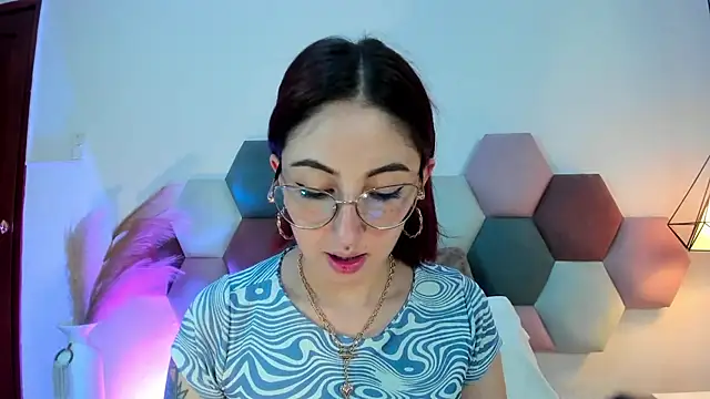 Emilywatsonn online show from September 2025 12:57:02 AM