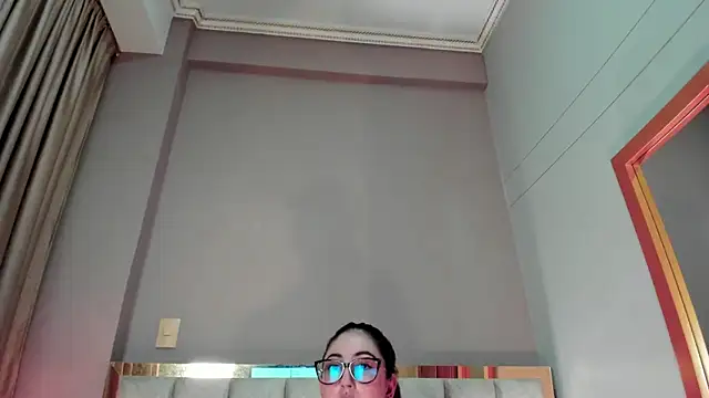 Emilywatsonn online show from January 2026 11:53:01 PM