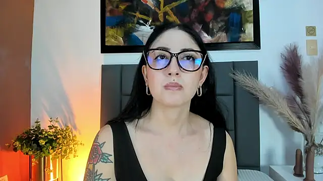 Emilywatsonn online show from March 2026 12:16:01 AM