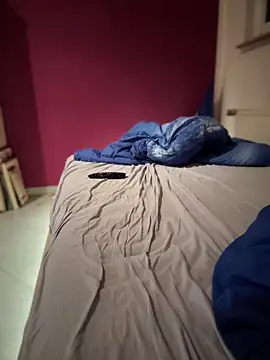 Snapshot of Bennyben8604 chatting on February 2025 09:35:02 PM Bennyben8604 online show from February 2025 09:35:02 PM