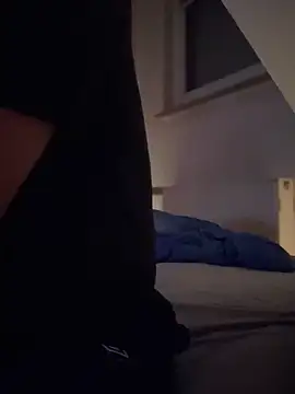 Snapshot of Bennyben8604 chatting on February 2025 12:43:01 AM Bennyben8604 online show from February 2025 12:43:01 AM