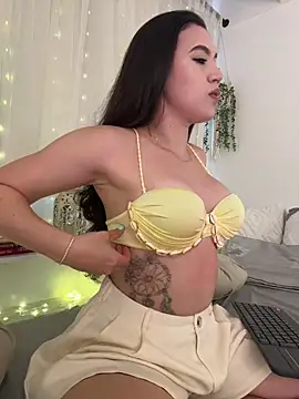 Amelia Rouse online show from May 2026 08:47:02 PM