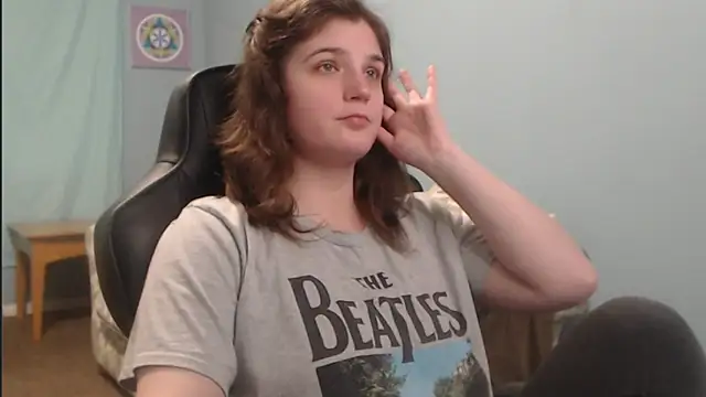 Snapshot of TreeJeanne chatting on December 2024 07:21:01 PM TreeJeanne online show from December 2024 07:21:01 PM