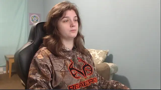 Snapshot of TreeJeanne chatting on January 2025 07:24:01 PM TreeJeanne online show from January 2025 07:24:01 PM