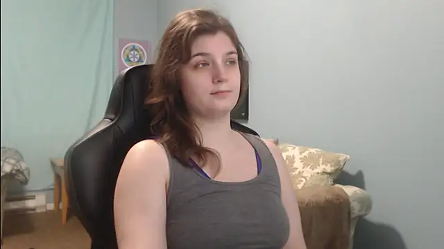 Snapshot of TreeJeanne chatting on January 2025 02:15:01 PM TreeJeanne online show from January 2025 02:15:01 PM