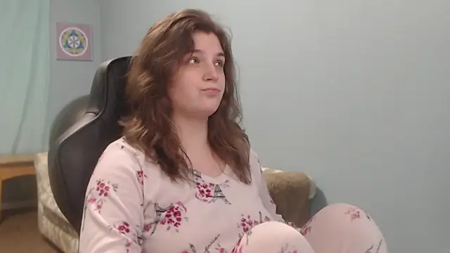 Snapshot of TreeJeanne chatting on March 2025 08:53:01 AM TreeJeanne online show from March 2025 08:53:01 AM