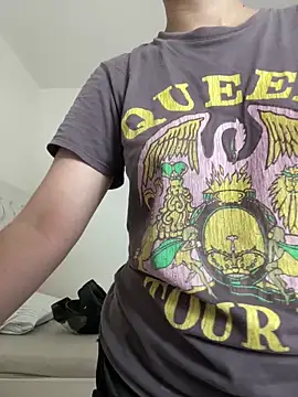 Snapshot of Lia_sex69 chatting on February 2025 12:06:02 PM Lia sex69 online show from February 2025 12:06:02 PM