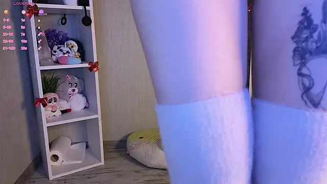 hannah lourens online show from March 2025 02:36:01 PM