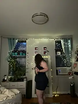 sylviahhh online show from July 2026 09:01:01 AM