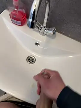 Siggidc2n online show from March 2026 10:10:01 AM