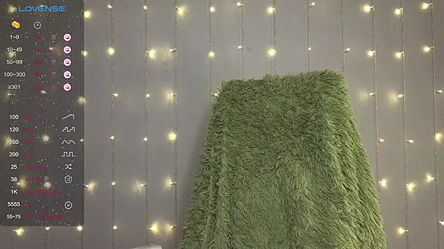 Snapshot of kortny_yo chatting on December 2024 08:53:01 PM kortny yo online show from December 2024 08:53:01 PM