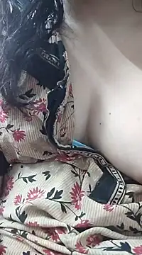 Snapshot of Aaradhya chatting on December 2024 05:12:01 AM Aaradhya online show from December 2024 05:12:01 AM