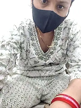 Snapshot of Aaradhya chatting on June 2026 01:14:01 PM Aaradhya online show from June 2026 01:14:01 PM