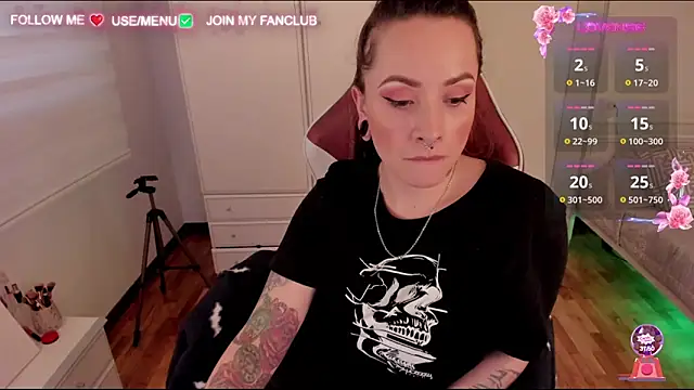 Snapshot of Domina_Deivis chatting on January 2025 12:16:01 PM Domina Deivis online show from January 2025 12:16:01 PM