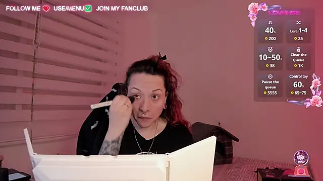 Snapshot of Domina_Deivis chatting on February 2025 06:05:02 AM Domina Deivis online show from February 2025 06:05:02 AM