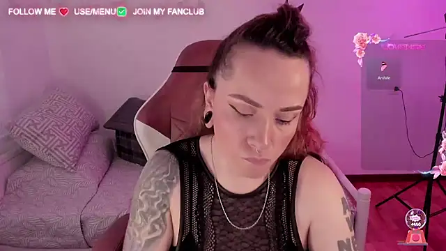 Snapshot of Domina_Deivis chatting on March 2025 10:11:02 AM Domina Deivis online show from March 2025 10:11:02 AM