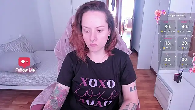 Snapshot of Domina_Deivis chatting on October 2025 11:21:02 AM Domina Deivis online show from October 2025 11:21:02 AM