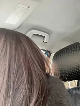 Snapshot of RuslanaXX chatting on February 2025 04:04:01 AM RuslanaXX online show from February 2025 04:04:01 AM