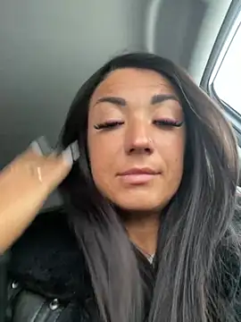 Snapshot of RuslanaXX chatting on February 2025 03:07:01 AM RuslanaXX online show from February 2025 03:07:01 AM