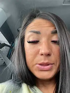 Snapshot of RuslanaXX chatting on February 2025 04:10:02 AM RuslanaXX online show from February 2025 04:10:02 AM