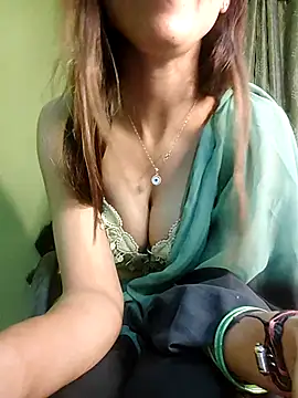 seductivegirl55 online show from April 2026 05:30:01 PM