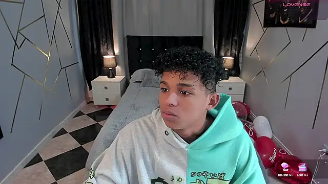 Noah Smith04 online show from February 2025 10:25:02 PM