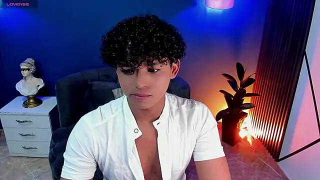 Noah Smith04 online show from October 2025 12:06:01 PM