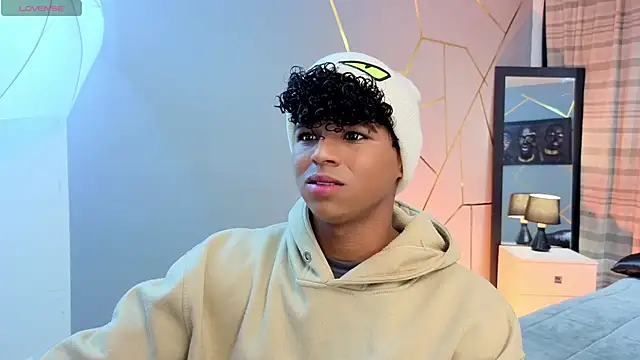 Noah Smith04 online show from November 2025 12:17:01 PM