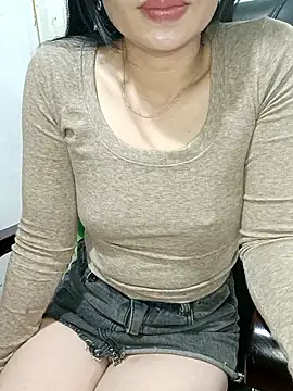 Snapshot of Blythe_69 chatting on February 2026 11:28:01 PM Blythe 69 online show from February 2026 11:28:01 PM