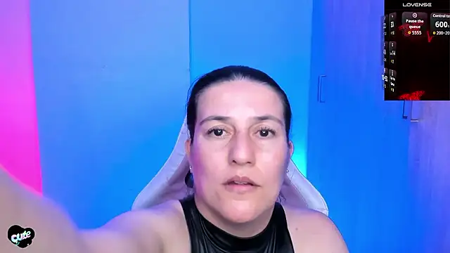 Snapshot of Saskyaa chatting on March 2026 01:42:01 AM Saskyaa online show from March 2026 01:42:01 AM