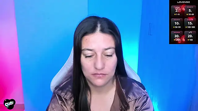 Snapshot of Saskyaa chatting on April 2026 04:07:01 PM Saskyaa online show from April 2026 04:07:01 PM