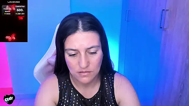 Snapshot of Saskyaa chatting on April 2026 02:39:01 AM Saskyaa online show from April 2026 02:39:01 AM