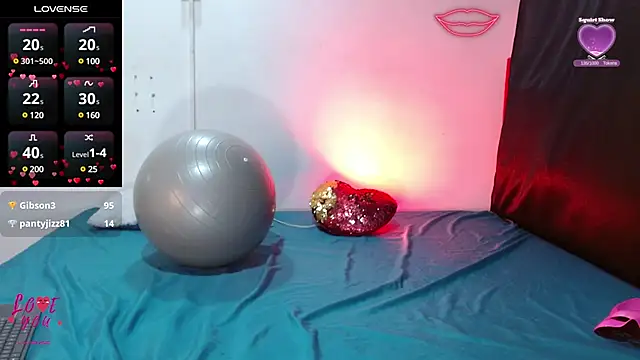 Snapshot of cleopatraa chatting on February 2025 11:47:02 PM cleopatraa online show from February 2025 11:47:02 PM