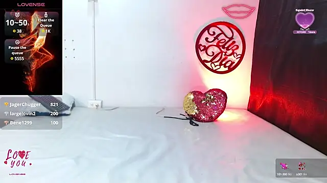 Snapshot of cleopatraa chatting on February 2025 02:27:01 AM cleopatraa online show from February 2025 02:27:01 AM