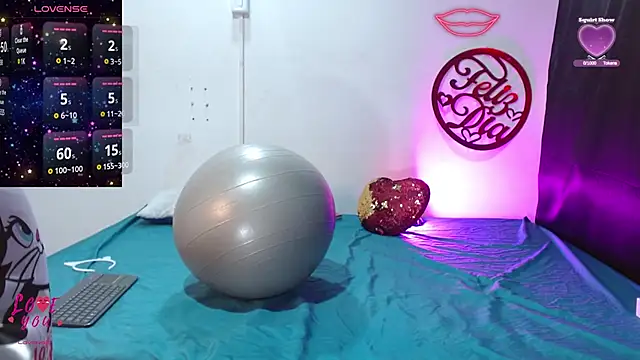 Snapshot of cleopatraa chatting on February 2025 07:27:02 PM cleopatraa online show from February 2025 07:27:02 PM