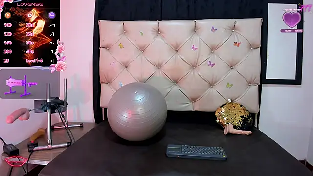 Snapshot of cleopatraa chatting on March 2026 06:58:02 PM cleopatraa online show from March 2026 06:58:02 PM