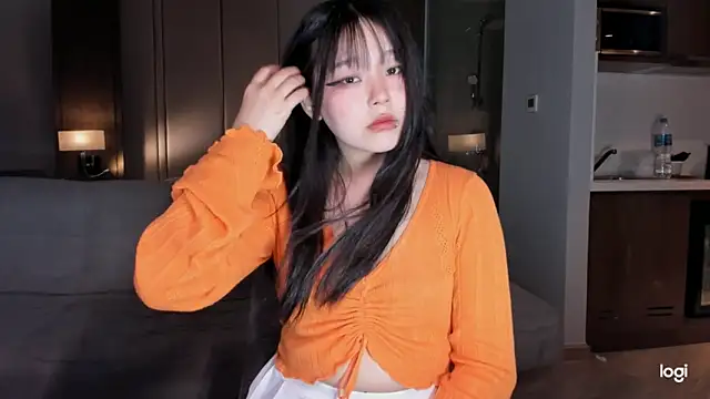 hee young11 online show from March 2025 02:16:01 PM