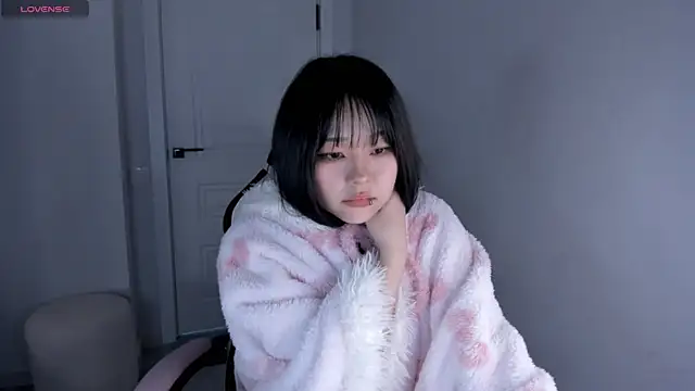 hee young11 online show from November 2025 01:28:02 AM