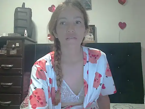 Snapshot of valerivegass chatting on October 2025 02:39:02 PM valerivegass online show from October 2025 02:39:02 PM