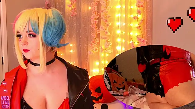 Angel-Lewd-Cake online show from November 2025 03:18:02 AM