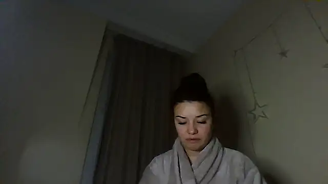 Snapshot of Linusya chatting on February 2026 03:21:02 PM Linusya online show from February 2026 03:21:02 PM