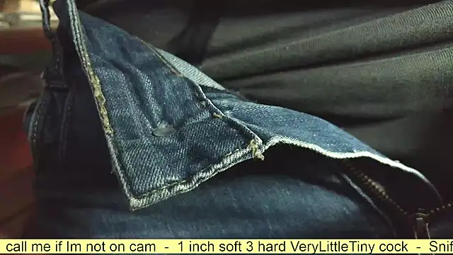 smoothandtiny online show from November 2025 08:24:01 AM