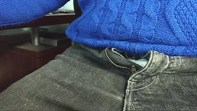 smoothandtiny online show from March 2026 07:18:02 PM