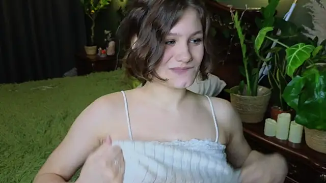 Snapshot of Charlotte_wow chatting on December 2024 04:59:02 PM Charlotte wow online show from December 2024 04:59:02 PM