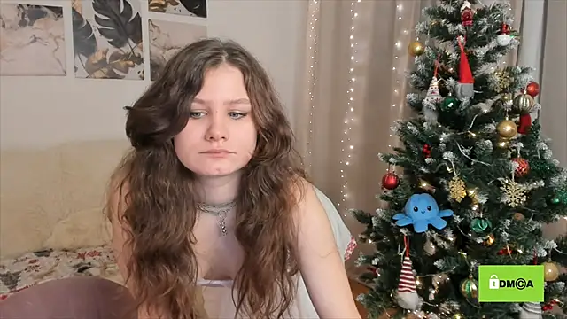 Snapshot of Charlotte_wow chatting on January 2025 03:31:02 PM Charlotte wow online show from January 2025 03:31:02 PM