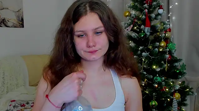 Snapshot of Charlotte_wow chatting on January 2025 03:43:01 PM Charlotte wow online show from January 2025 03:43:01 PM